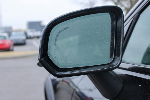 Used 2025 Volvo V60 B5 Cross Country Plus image 8