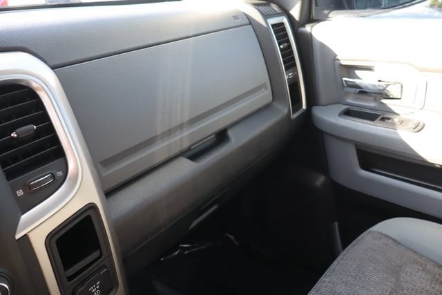 Used 2015 RAM 1500 Big Horn RWD image 29
