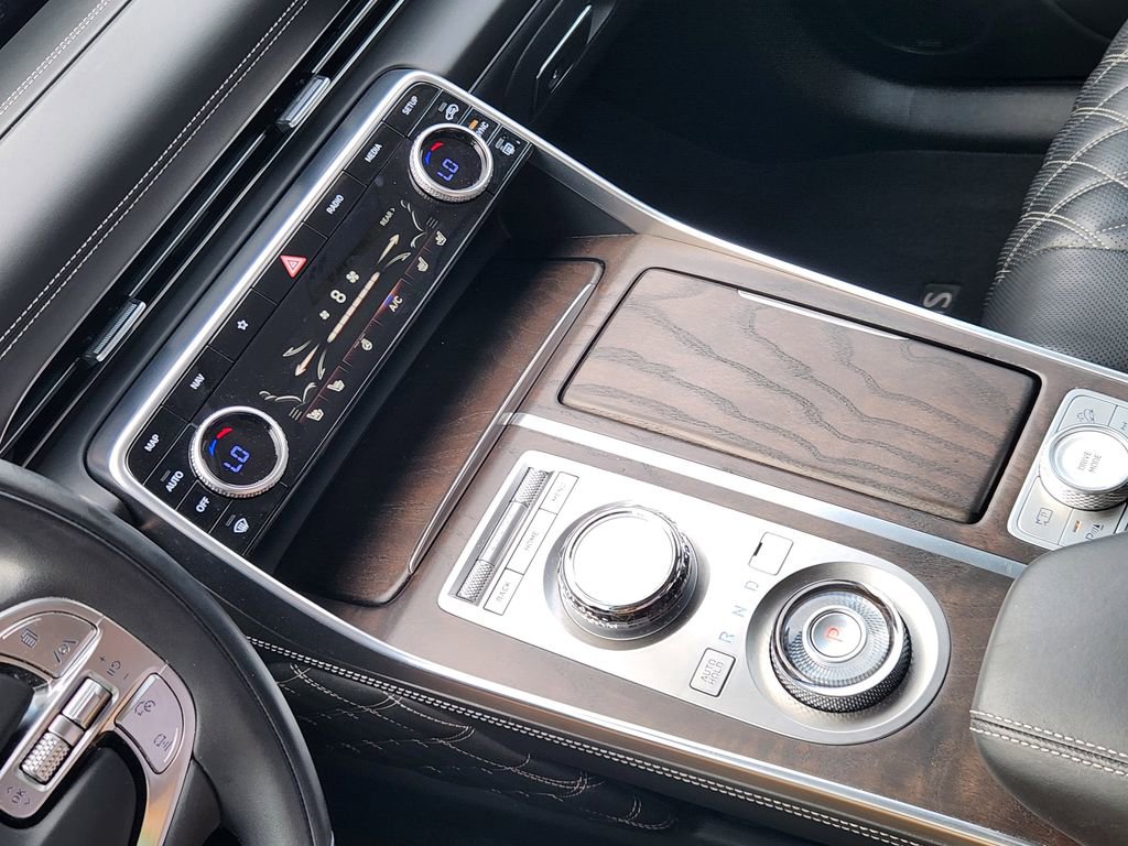 Used 2024 Genesis GV80 3.5T image 19