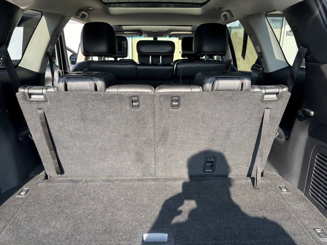 Used 2016 Nissan Pathfinder Platinum image 19