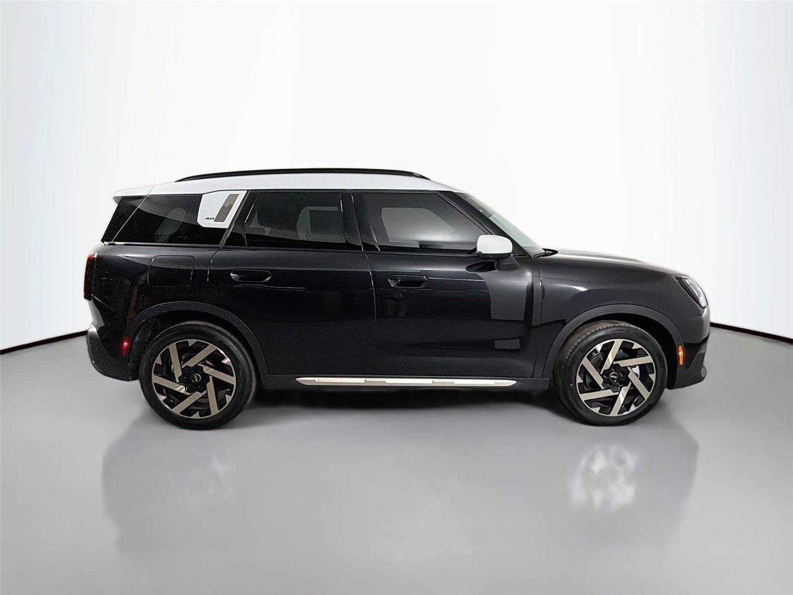 New 2026 MINI Cooper Countryman S w/ Comfort Package Max AWD/4WD image 4