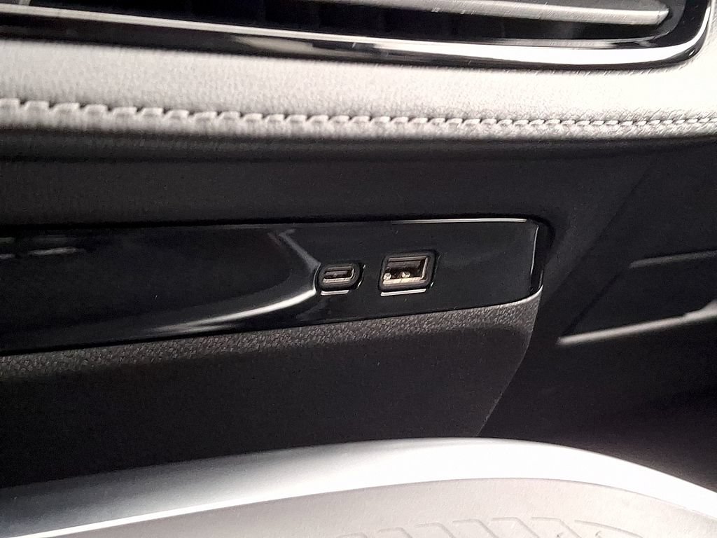 New 2026 Buick Enclave Sport Touring w/ Power Package FWD image 18