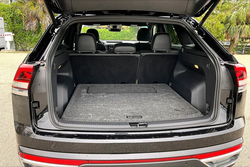Certified 2023 Volkswagen Atlas Cross Sport SEL image 15