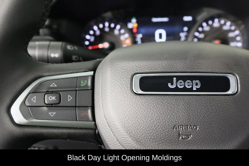 New 2026 Jeep Compass Latitude image 8