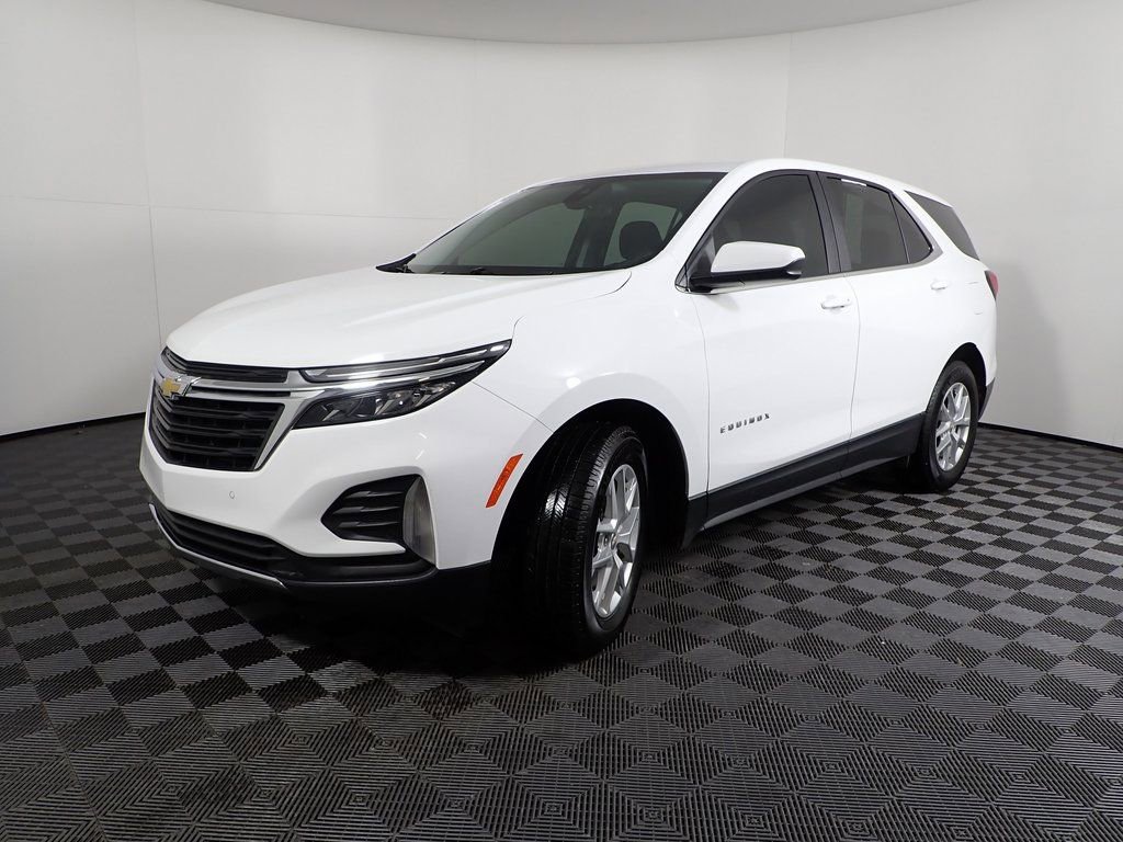 Used 2023 Chevrolet Equinox LT w/ LPO, Floor Liner Package image 8