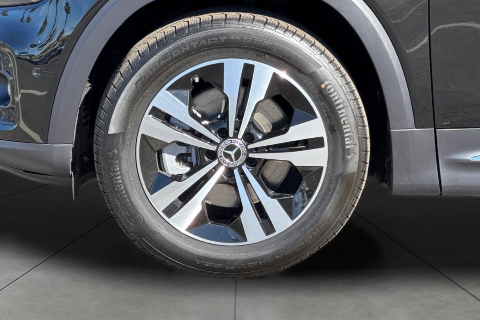 New 2026 Mercedes-Benz GLB 250 image 5