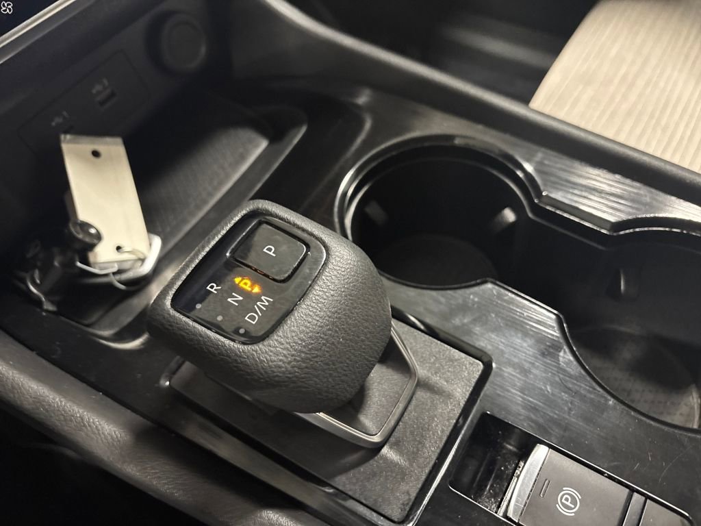 Used 2023 Nissan Rogue SV image 23