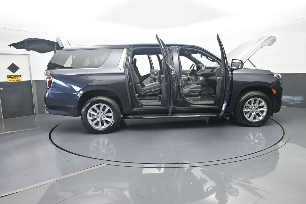 Used 2023 Chevrolet Suburban Premier AWD/4WD image 75