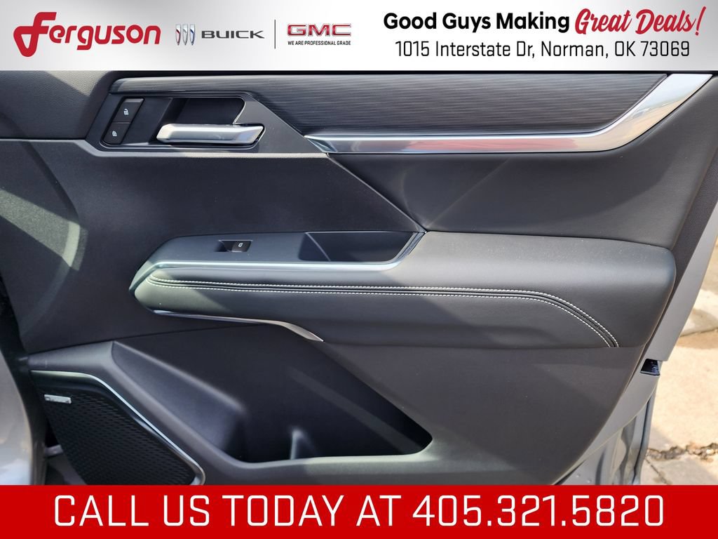 New 2026 GMC Acadia Elevation w/ Black Edition FWD image 38