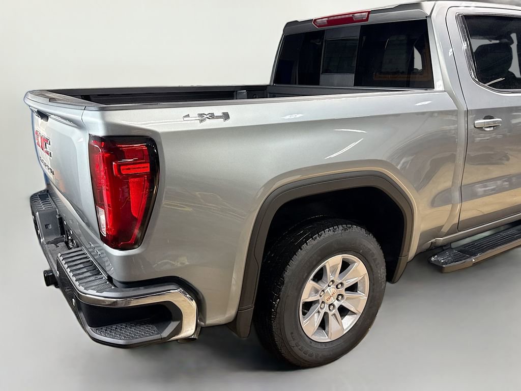 New 2026 GMC Sierra 1500 SLE w/ Preferred Package image 5