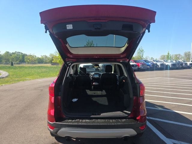 Used 2019 Ford Escape Titanium AWD/4WD image 10
