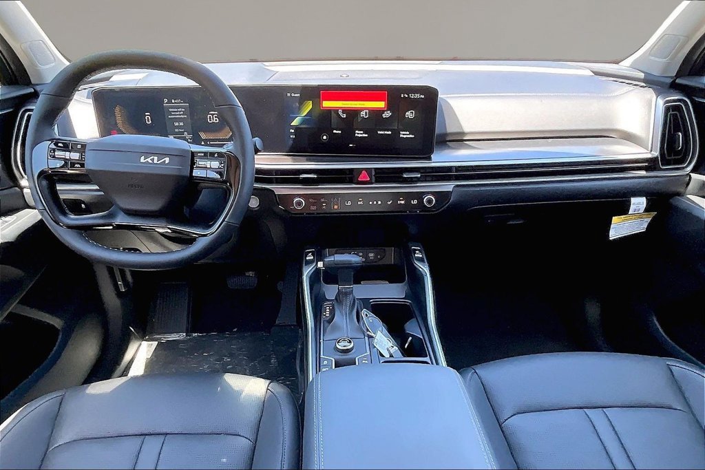 New 2026 Kia Sorento S w/ S Panoramic Sunroof Package FWD image 5