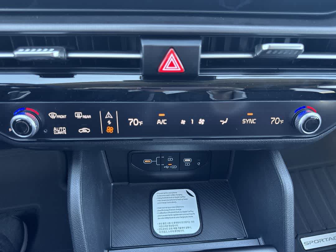 New 2026 Kia Sportage EX image 18