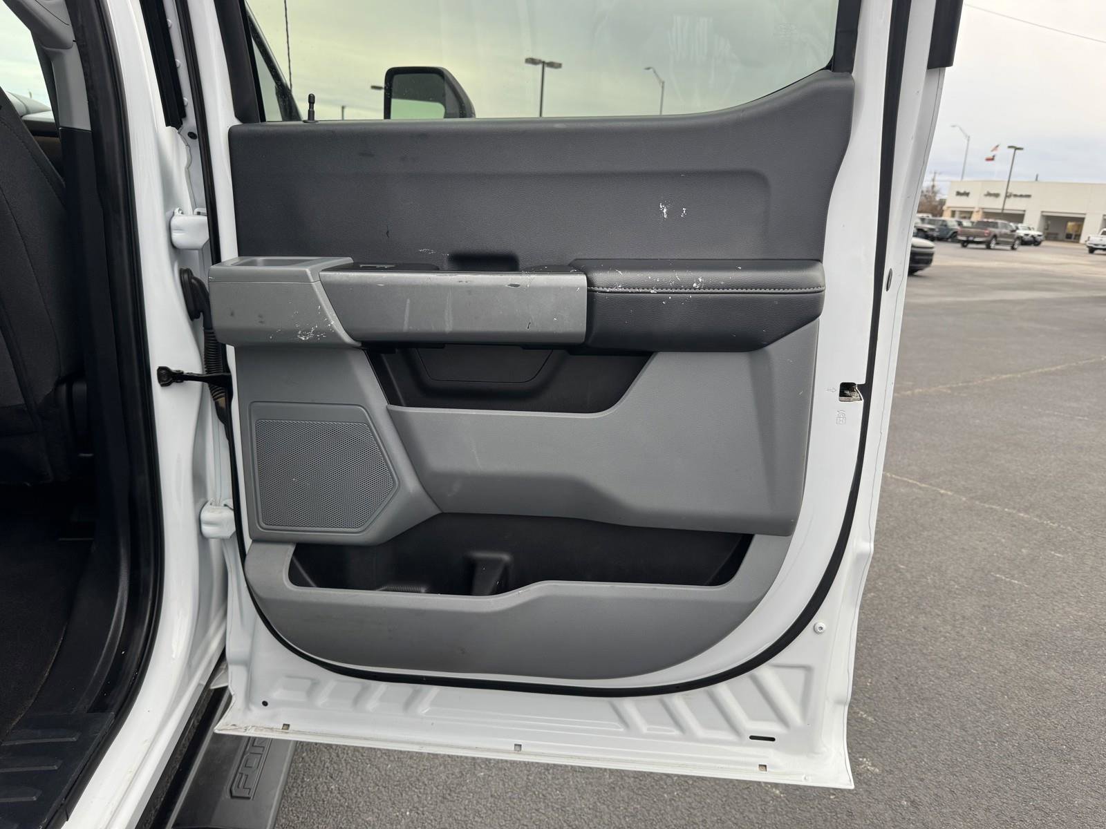 Used 2024 Ford F250 XLT w/ FX4 Off-Road Package image 32