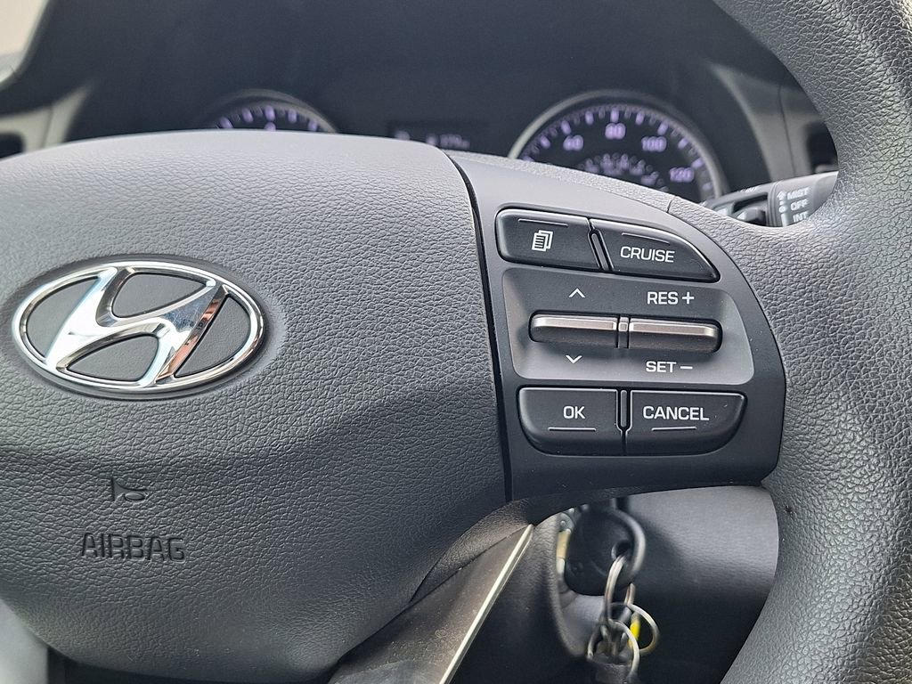 Used 2020 Hyundai Elantra SE w/ Cargo Package (C1) image 16