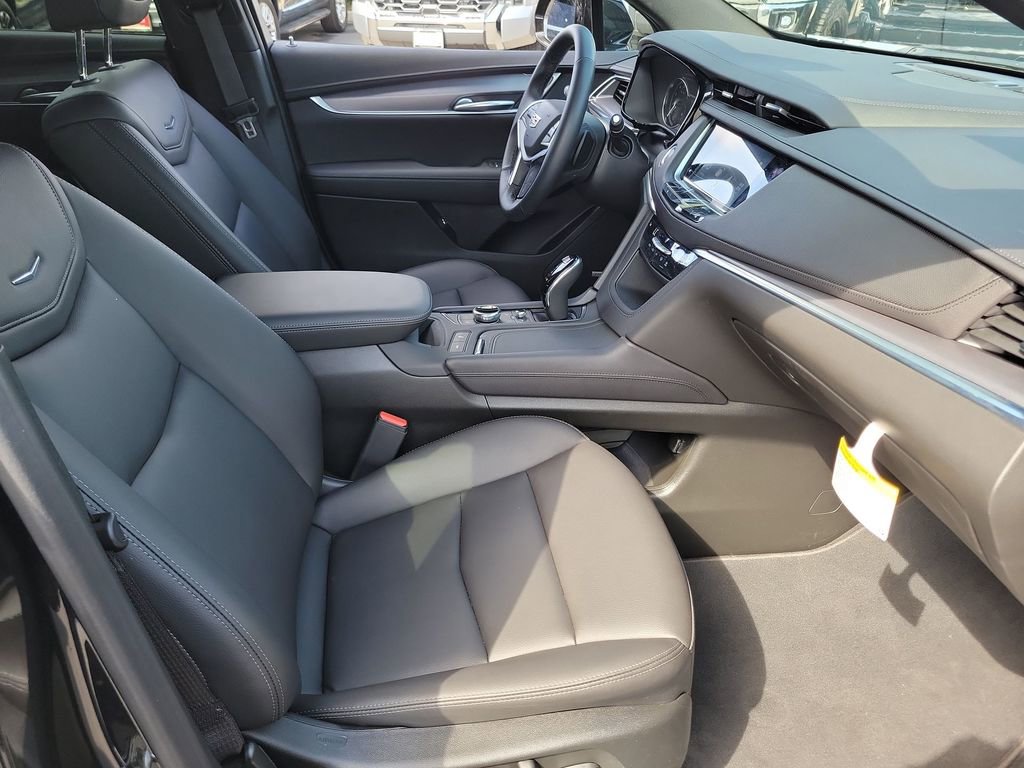 Used 2026 Cadillac XT5 Luxury FWD image 26