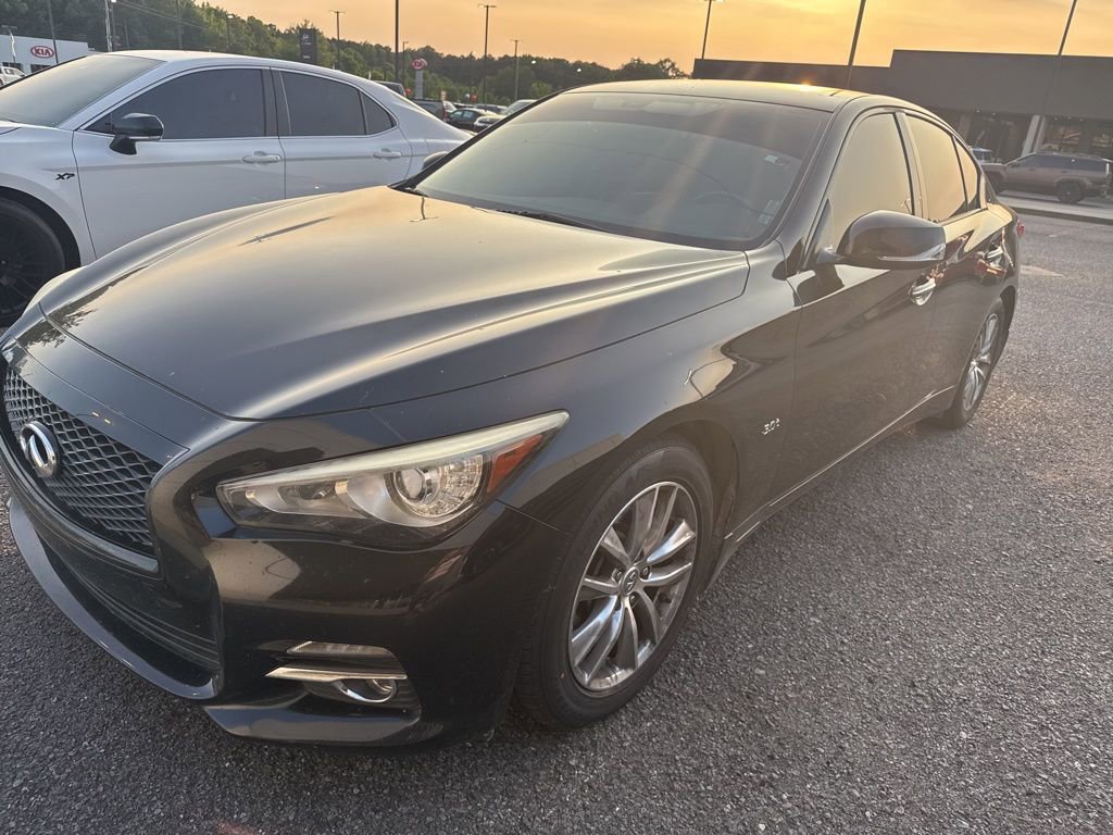 Used 2017 INFINITI Q50 3.0t Premium w/ Cargo Package (L95) RWD image 7