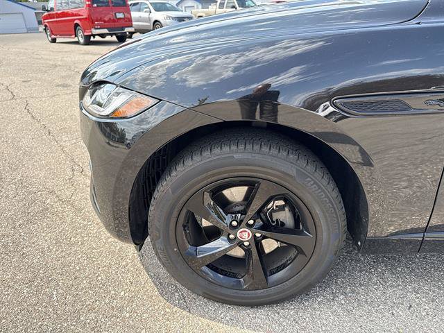 Used 2022 Jaguar F-PACE S AWD/4WD image 47