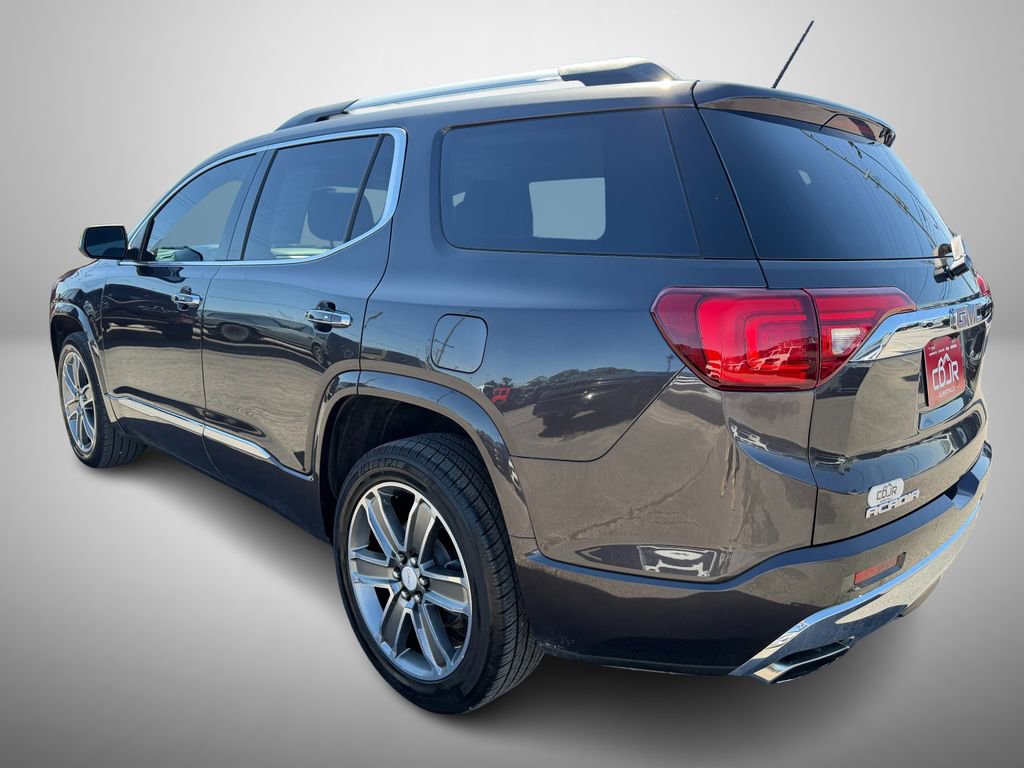 Used 2018 GMC Acadia Denali w/ Technology Package image 4