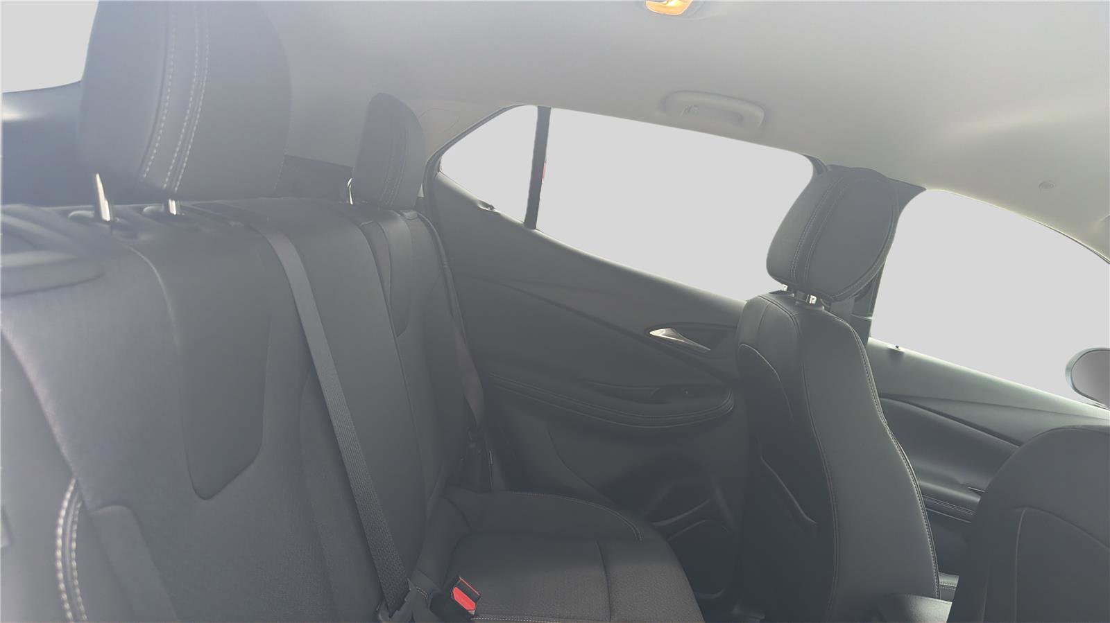 Used 2025 Buick Encore GX Preferred FWD image 19