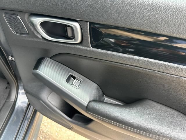 Used 2024 Honda Civic Touring image 21