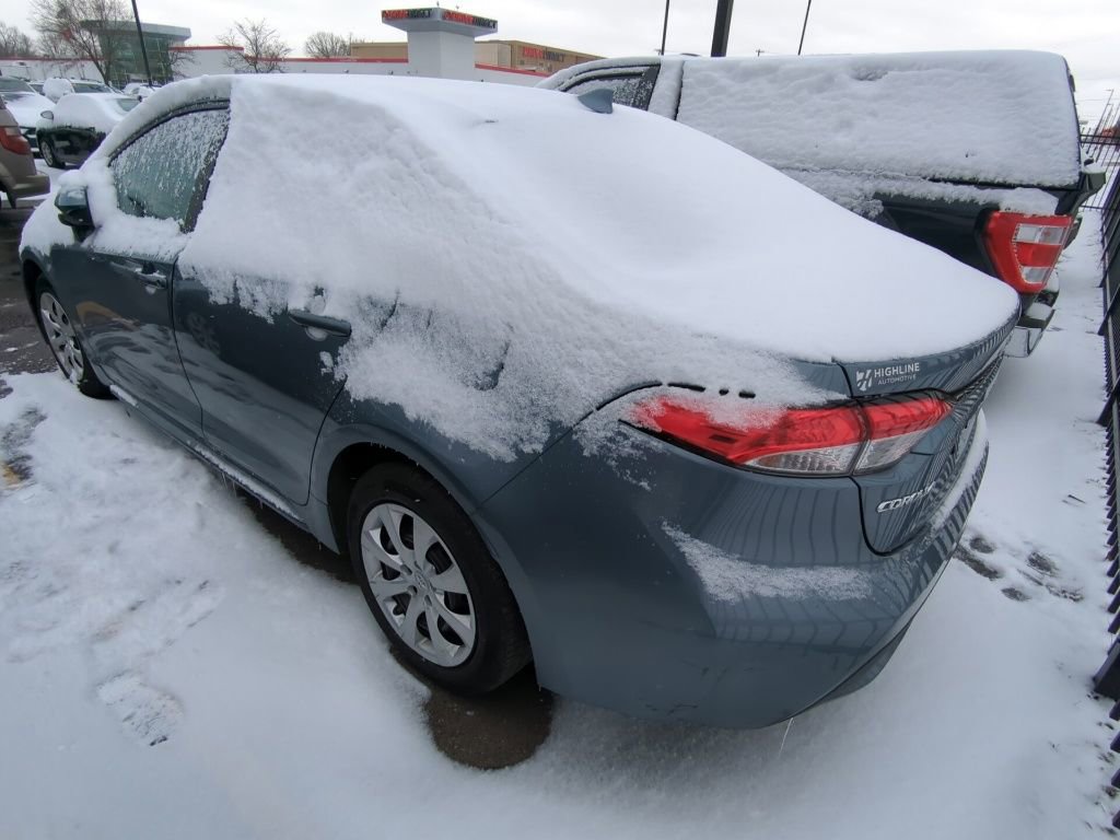 Used 2021 Toyota Corolla LE image 4