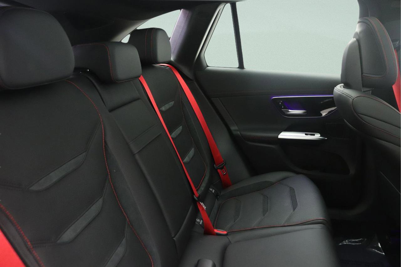 New 2026 Mercedes-Benz GLC 43 AMG 4MATIC image 8
