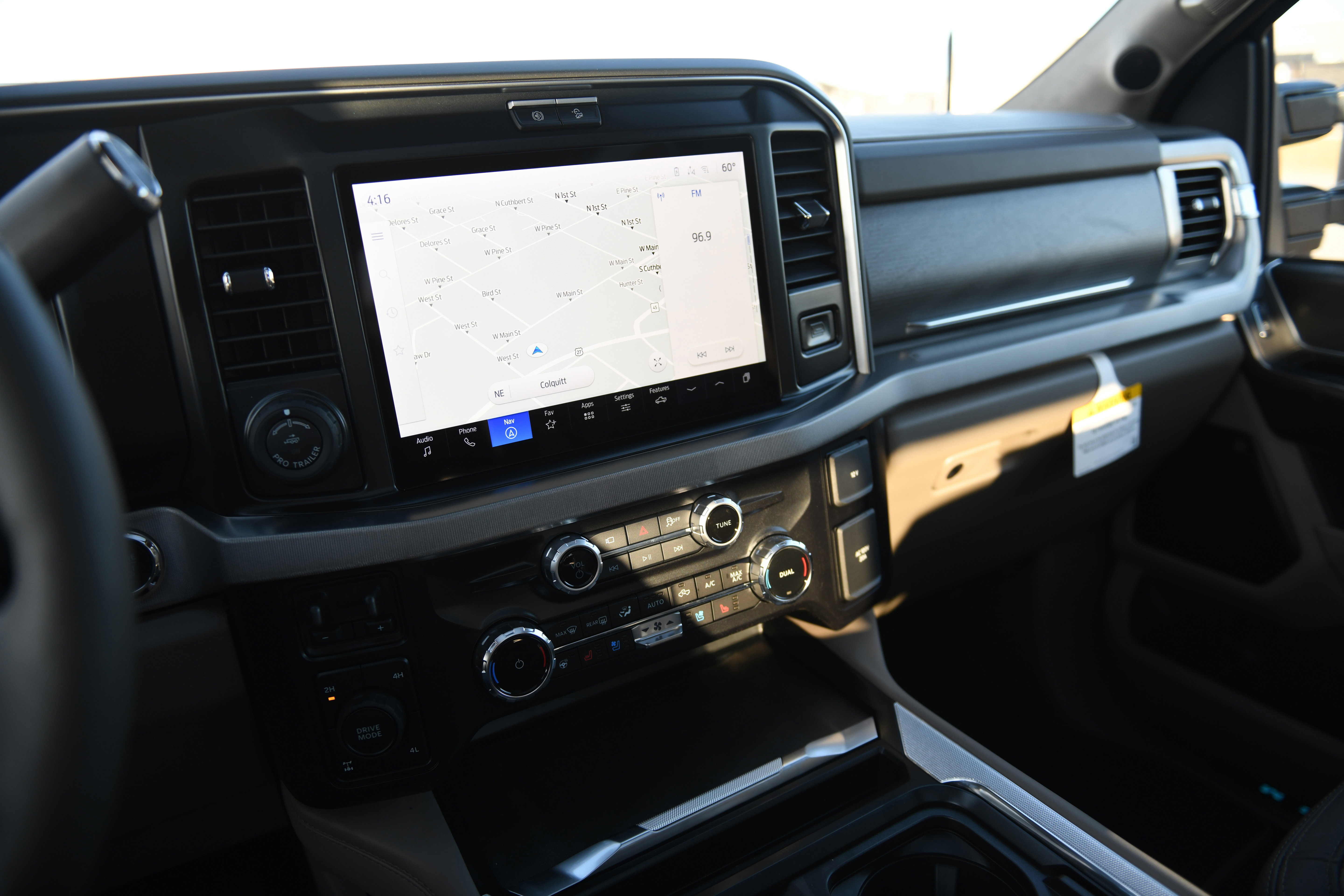 New 2026 Ford F250 Platinum w/ Platinum Plus Package image 24