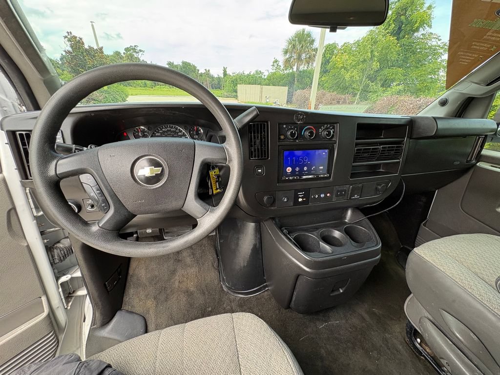 Used 2019 Chevrolet Express 3500 LT w/ LT Preferred Equipment Group RWD image 5