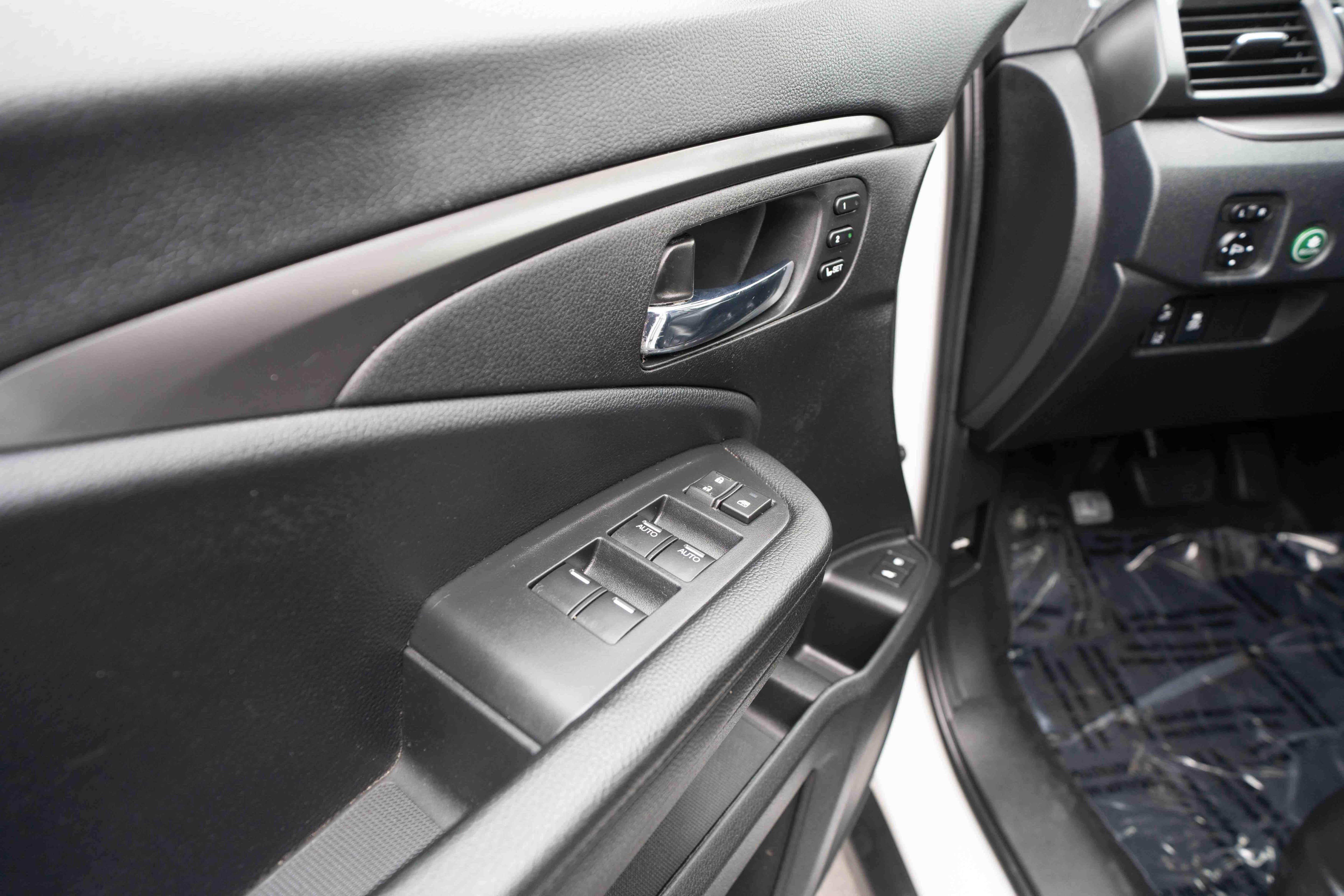 Used 2022 Honda Pilot EX-L image 7