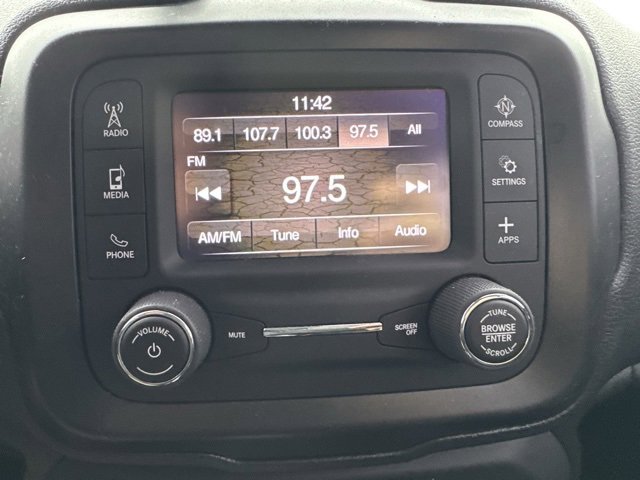 Used 2020 Jeep Renegade Sport image 6