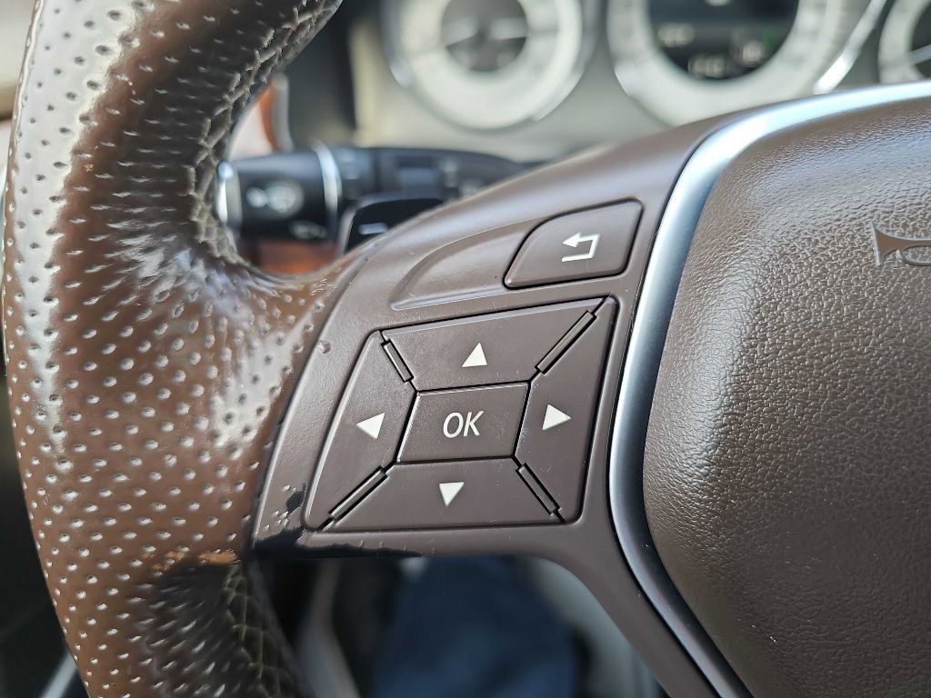 Used 2015 Mercedes-Benz GLK 350 2WD w/ Premium 1 Package image 37