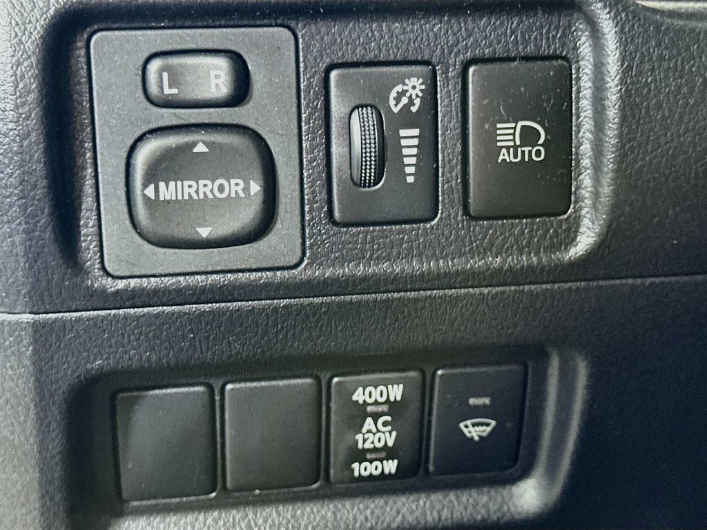 Used 2022 Toyota 4Runner TRD Off-Road Premium AWD/4WD image 23