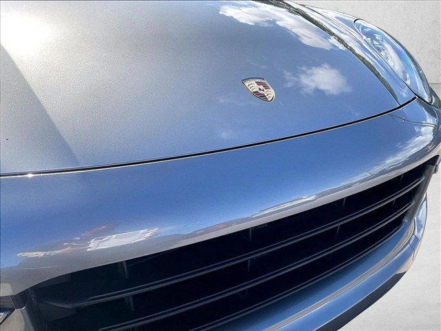 Used 2016 Porsche Cayenne Turbo AWD/4WD image 26