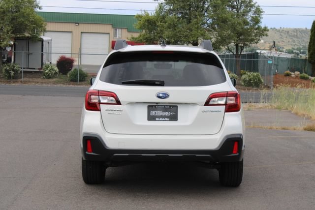 Used 2019 Subaru Outback 2.5i Premium AWD/4WD image 5