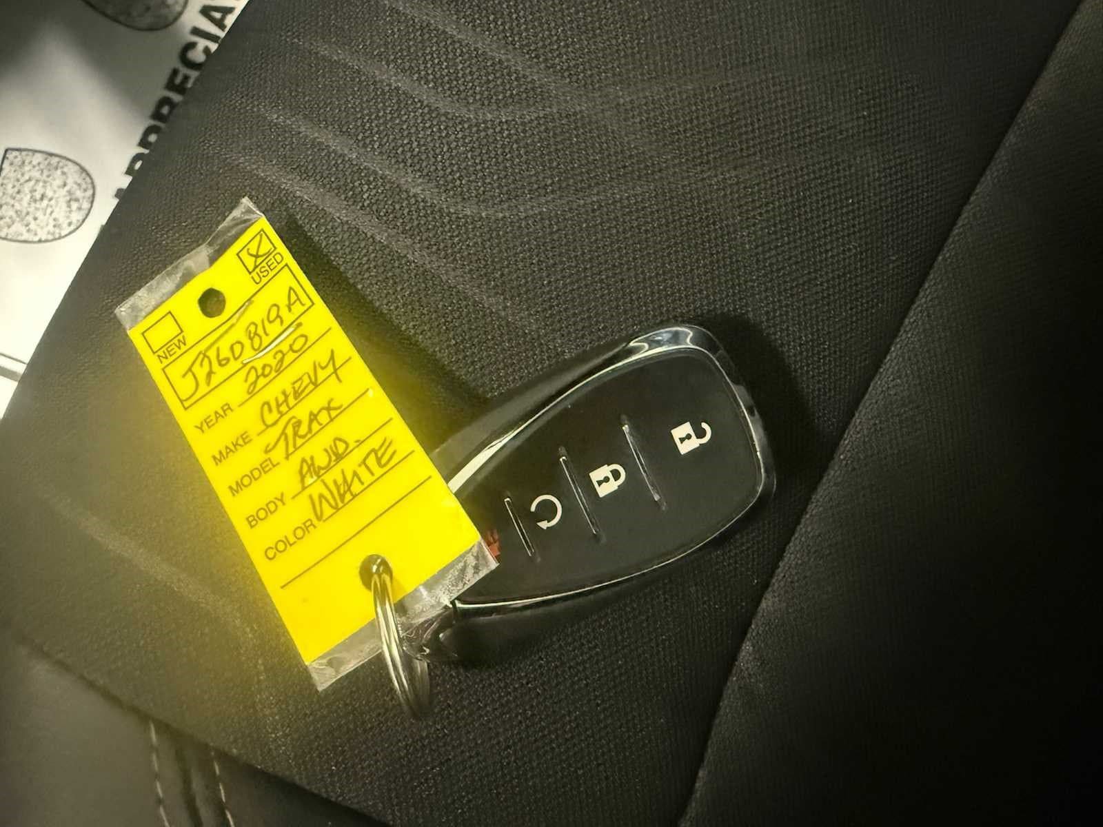 Used 2020 Chevrolet Trax LT w/ LT Convenience Package AWD/4WD image 36