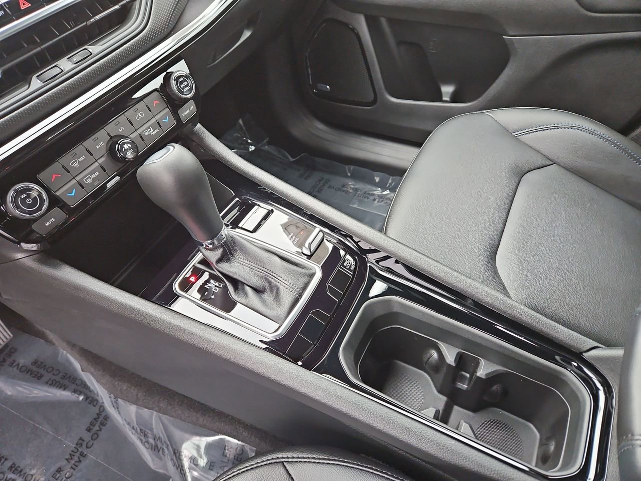 New 2026 Jeep Compass Limited image 30