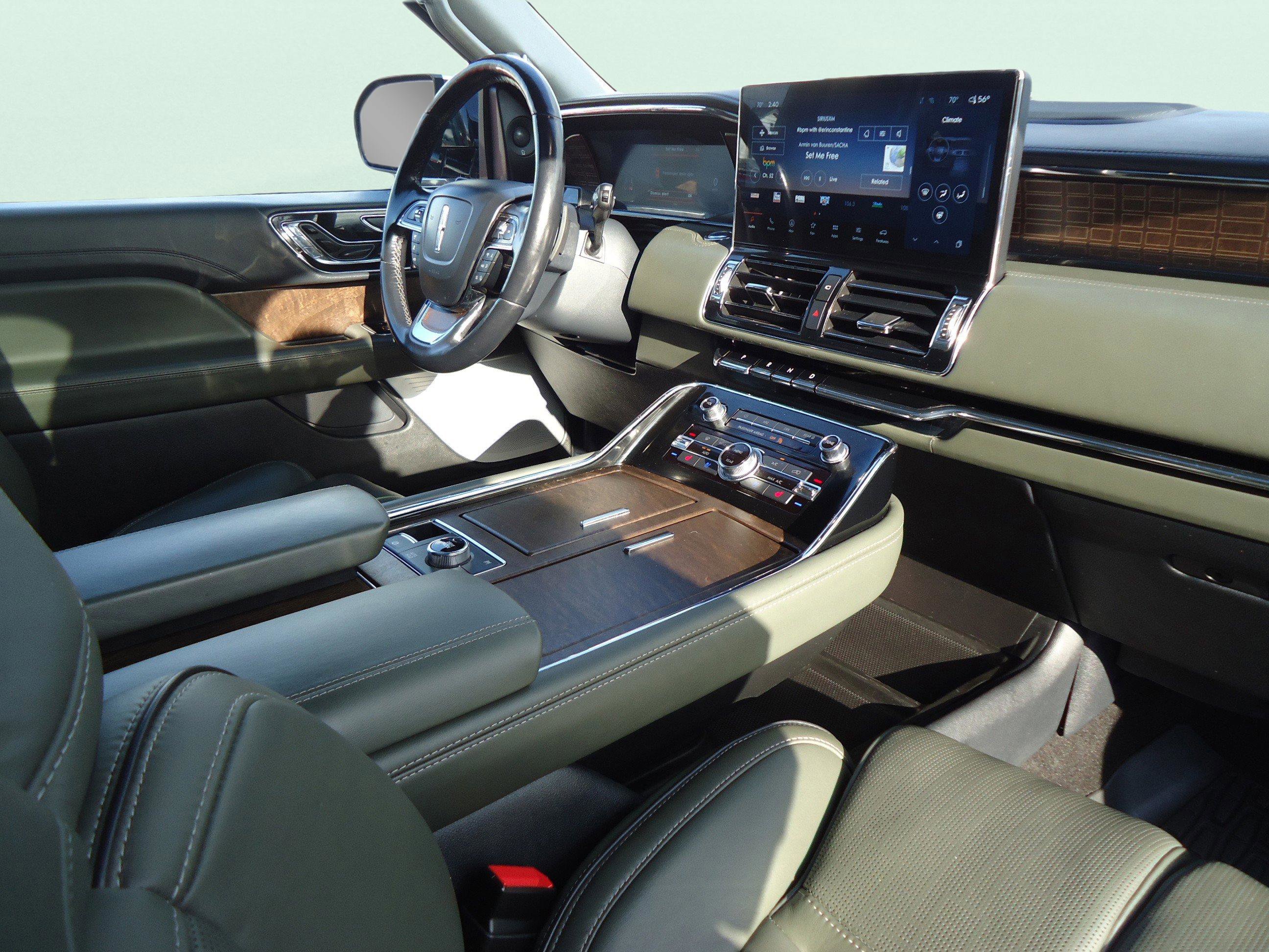 Used 2022 Lincoln Navigator L Black Label image 32