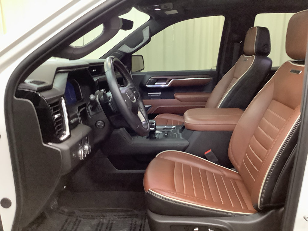 Used 2024 GMC Sierra 1500 Denali Ultimate AWD/4WD image 14