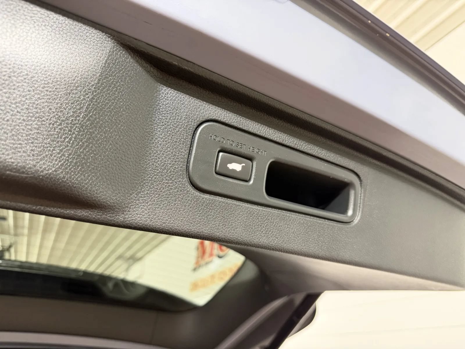 Used 2023 Honda Pilot Touring image 36