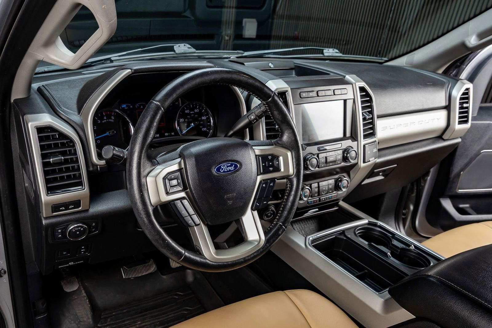 Used 2020 Ford F250 Lariat w/ Lariat Ultimate Package AWD/4WD image 17