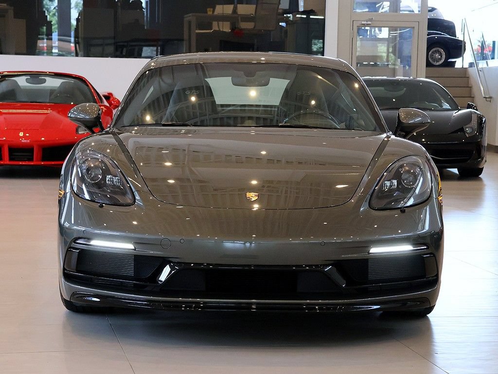 Used 2025 Porsche 718 Cayman GTS RWD image 24