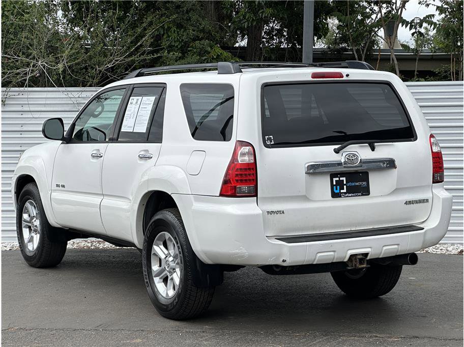 Used 2006 Toyota 4Runner SR5 AWD/4WD image 12