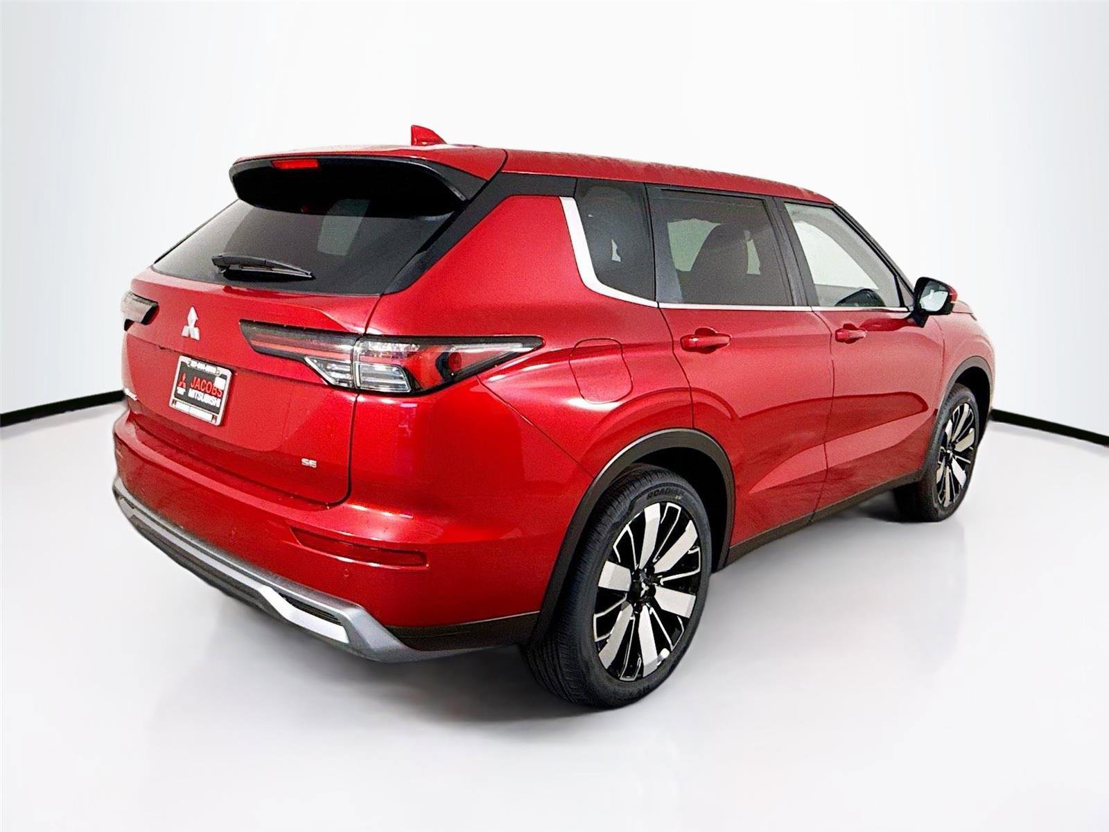 New 2026 Mitsubishi Outlander SE image 34