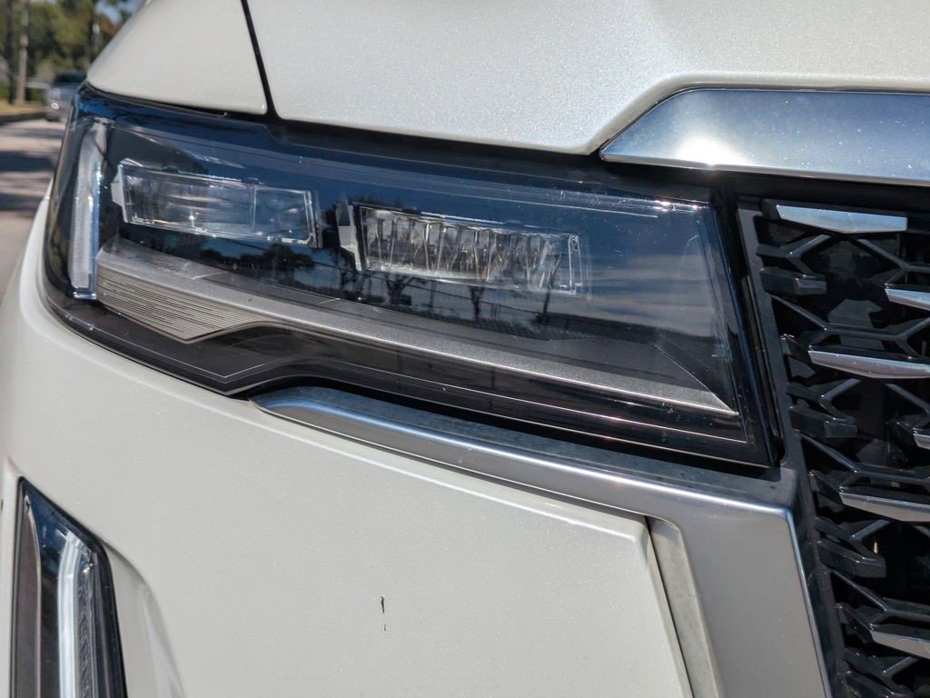 Certified 2022 Cadillac Escalade Premium Luxury image 12