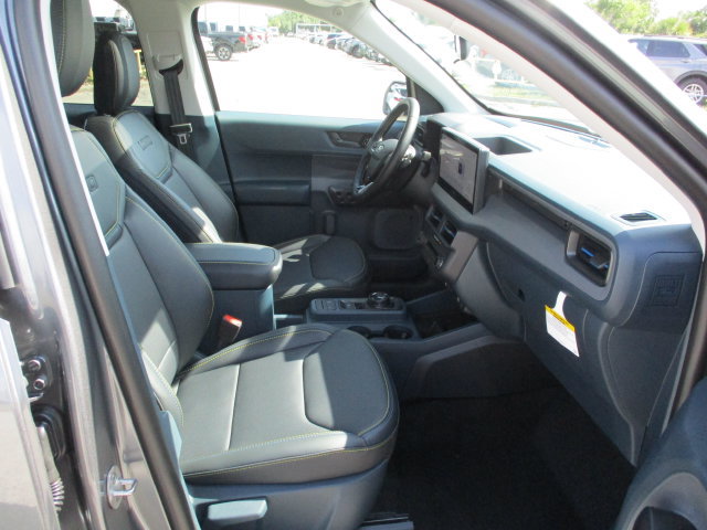 Used 2025 Ford Maverick Lobo AWD/4WD image 21