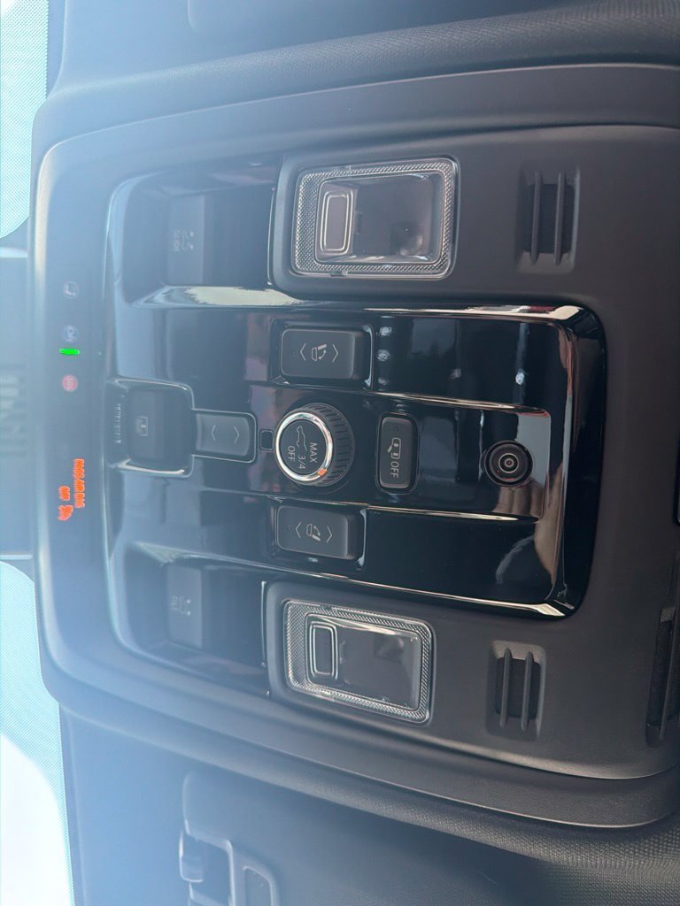New 2026 GMC Yukon AT4 Ultimate w/ LPO, Floor Liner Package AWD/4WD image 30