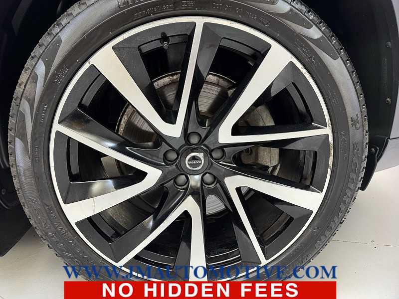 Used 2020 Volvo XC90 T6 Momentum AWD/4WD image 9