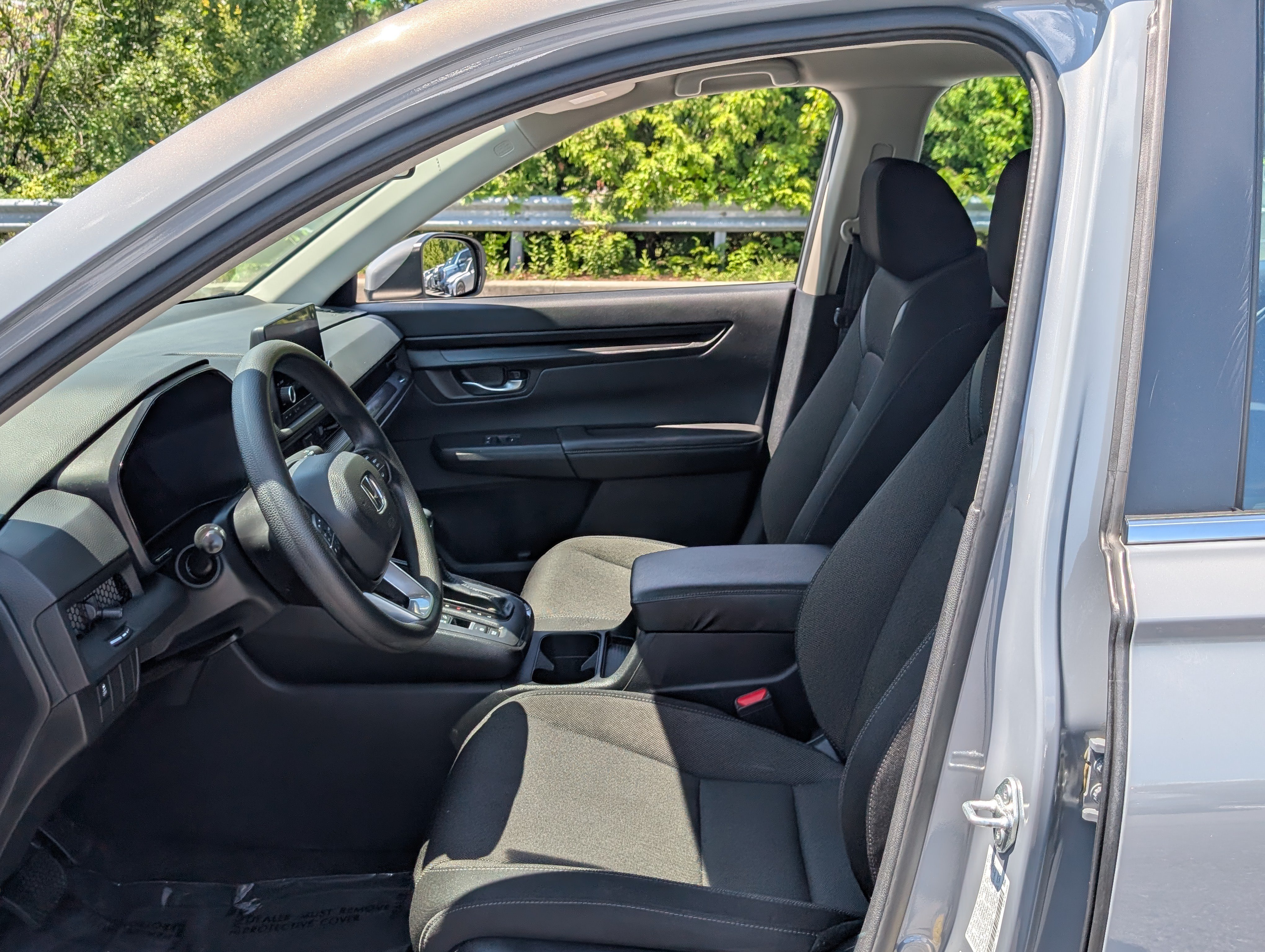 Used 2024 Honda CR-V LX image 11