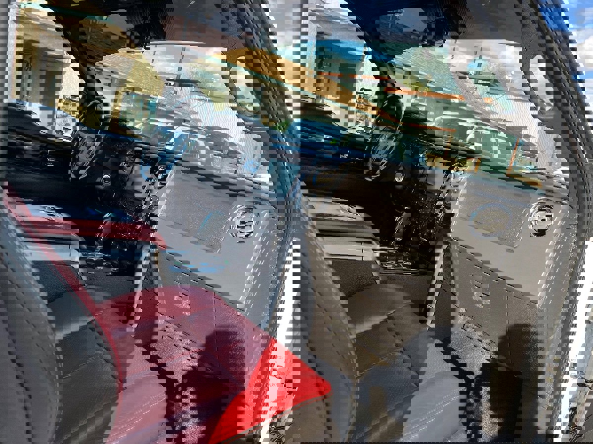 Used 2013 Ford F150 Limited image 38